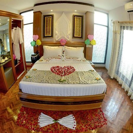 Shwe Taung Tan Hotel - Lake View Monywa Exterior photo
