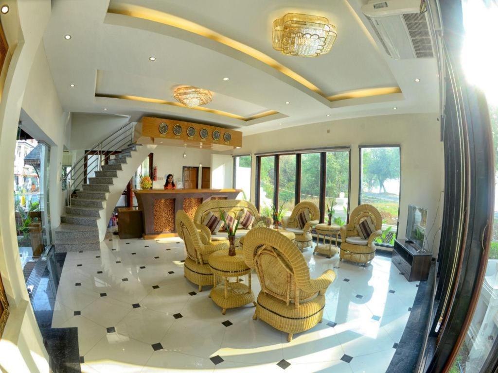 Shwe Taung Tan Hotel - Lake View Monywa Exterior photo
